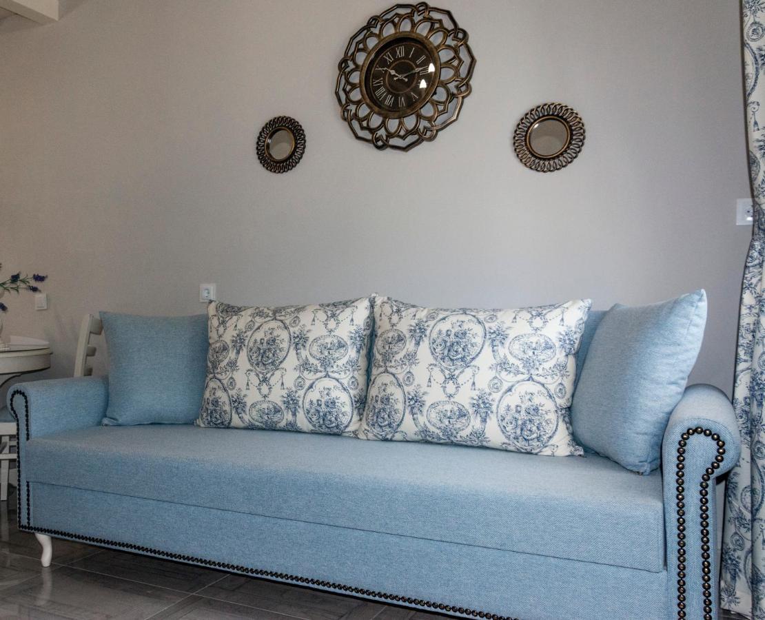 Nafsika Suites (Adults Only) Nea Moudania Exterior photo