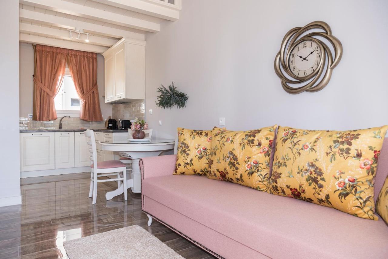 Nafsika Suites (Adults Only) Nea Moudania Exterior photo