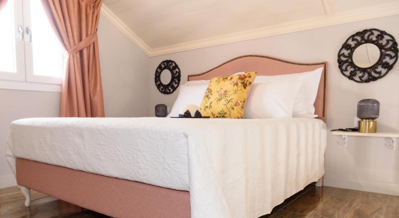 Nafsika Suites (Adults Only) Nea Moudania Exterior photo